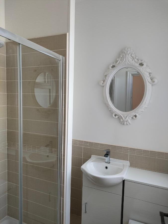 Lovely Refurbished Apartments, Morecambe Promenade المظهر الخارجي الصورة