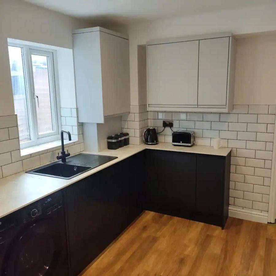 Lovely Refurbished Apartments, Morecambe Promenade المظهر الخارجي الصورة